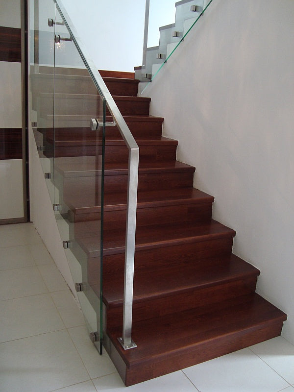 Wall-mounted handrail bracket - flange