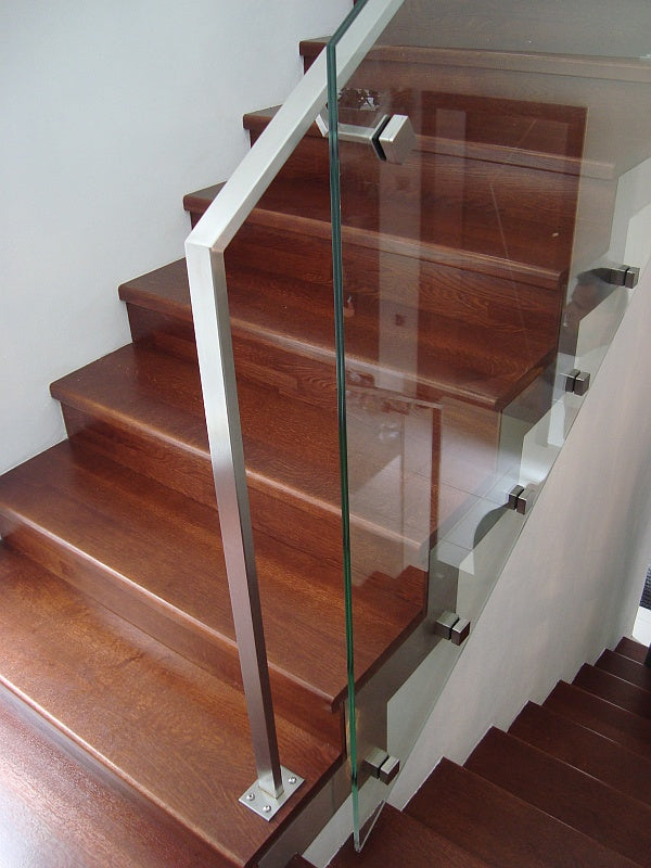 Wall handrail bracket