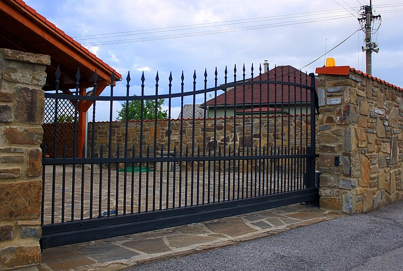 Guiding track Zn, 78x78x4mm, for cantilever gate